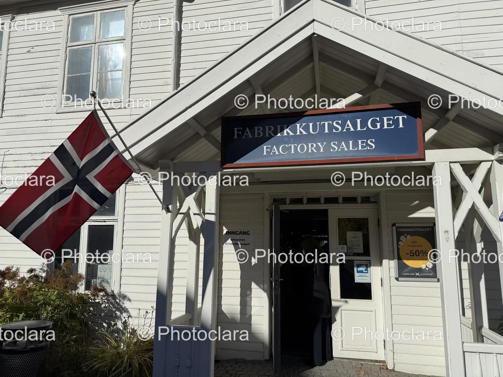 Factory Sales Building with Flag