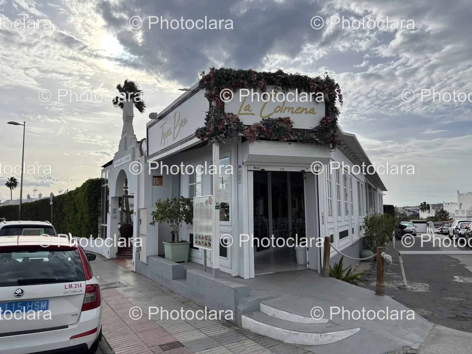 Charming-Commercial-Facade-with-Signage.jpg