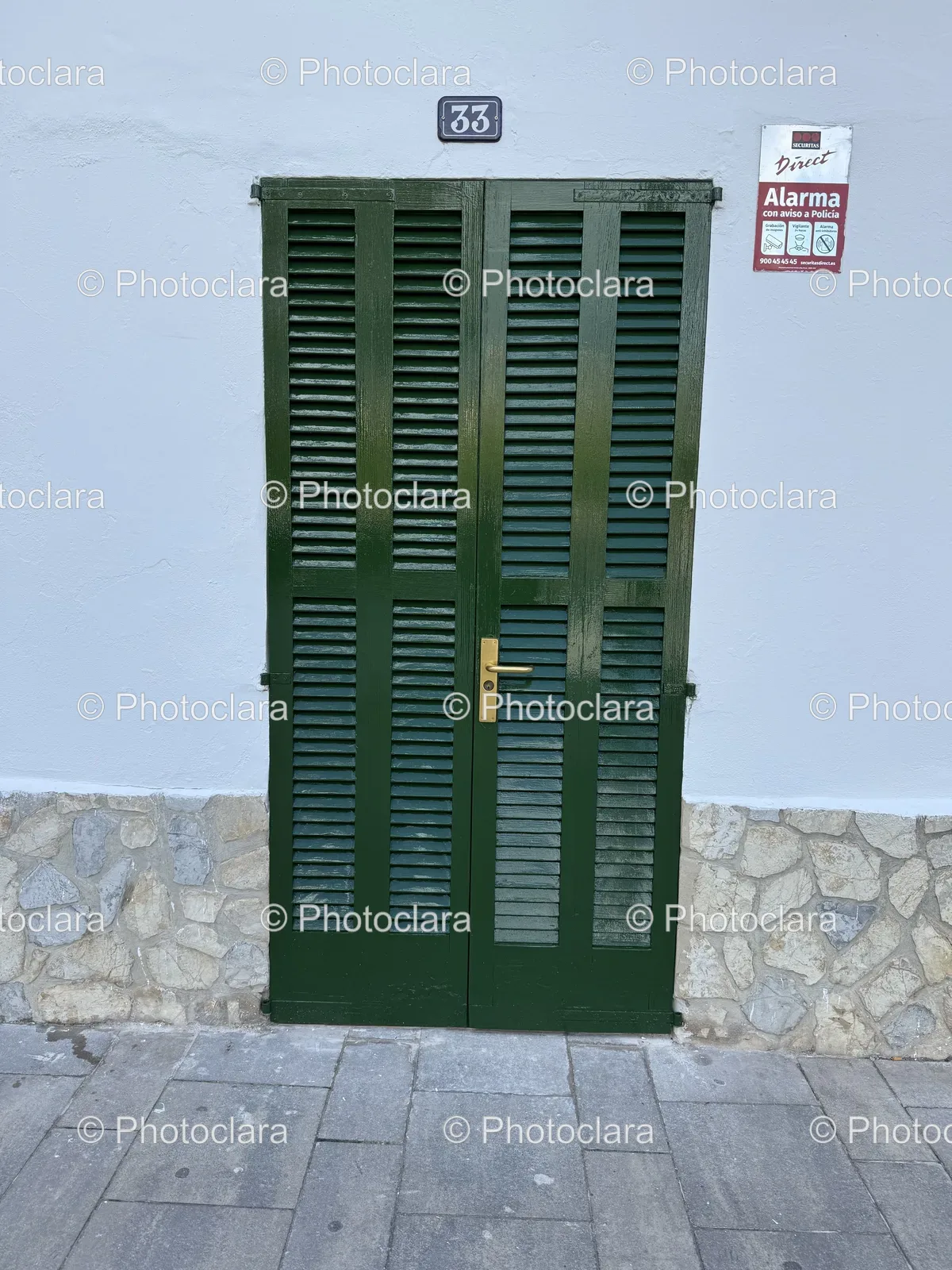 Elegant-Green-Door-with-Gold-Handle.jpg