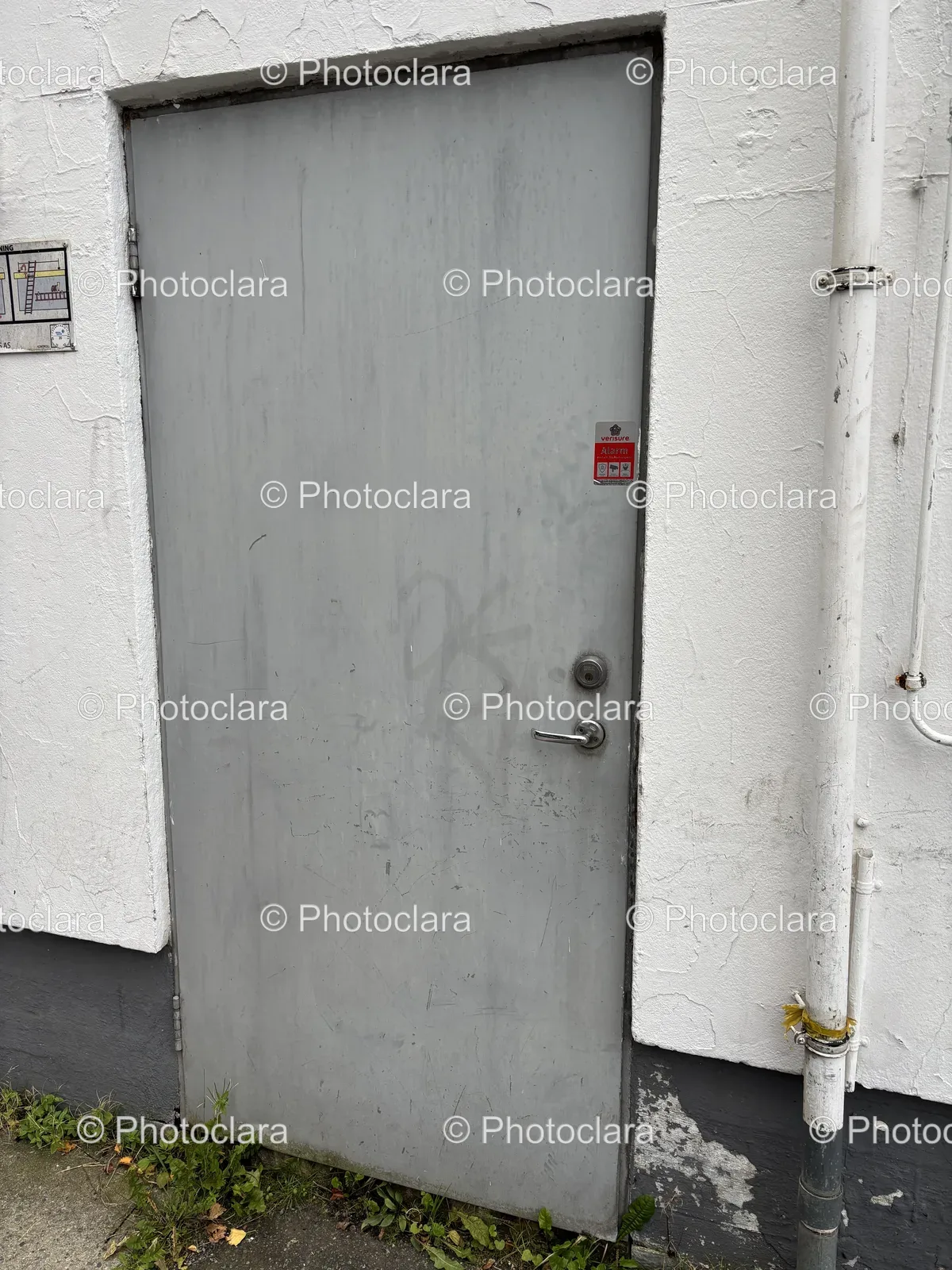 grey-door-on-white-wall.jpg