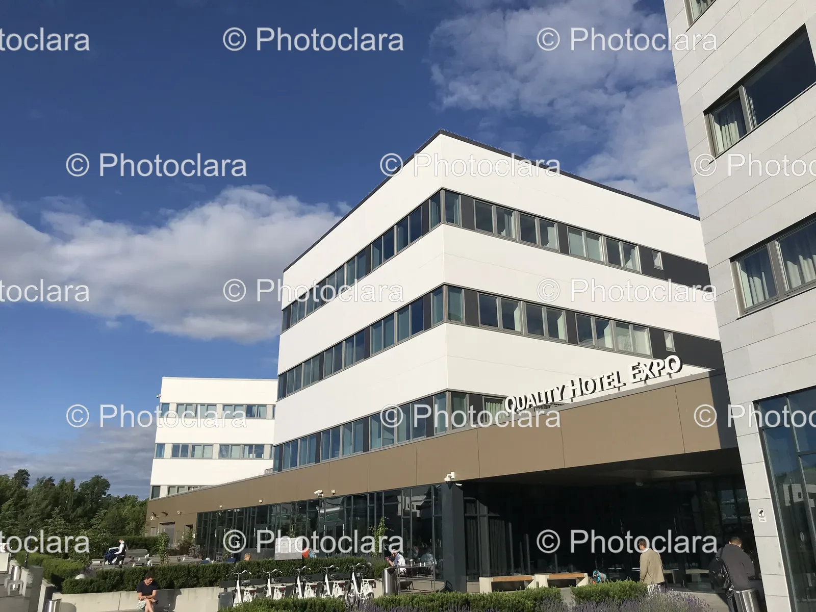 Quality-Hotel-Expo-Building.jpg