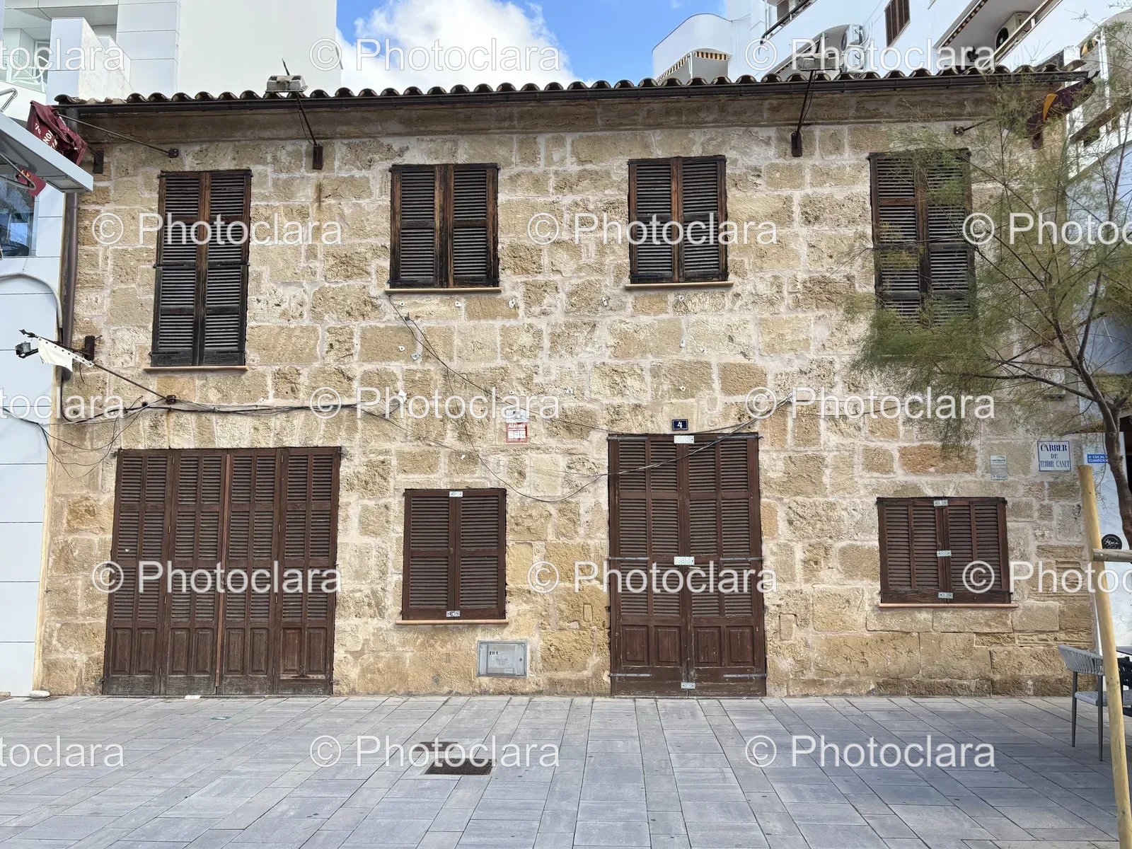 Charming-Urban-Residential-Building.jpg