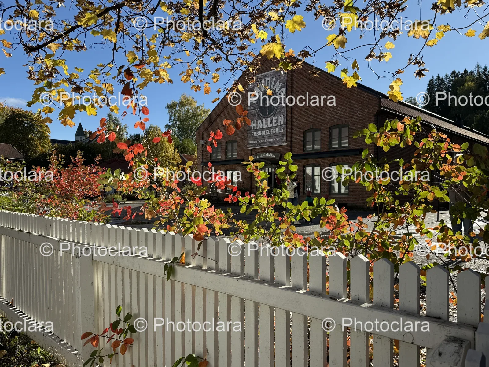 Residential-House-with-White-Picket-Fence.jpg