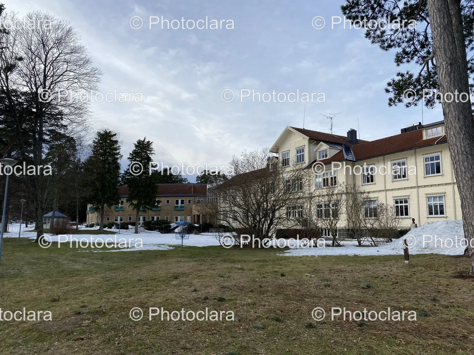 snow-covered-residential-house.jpg