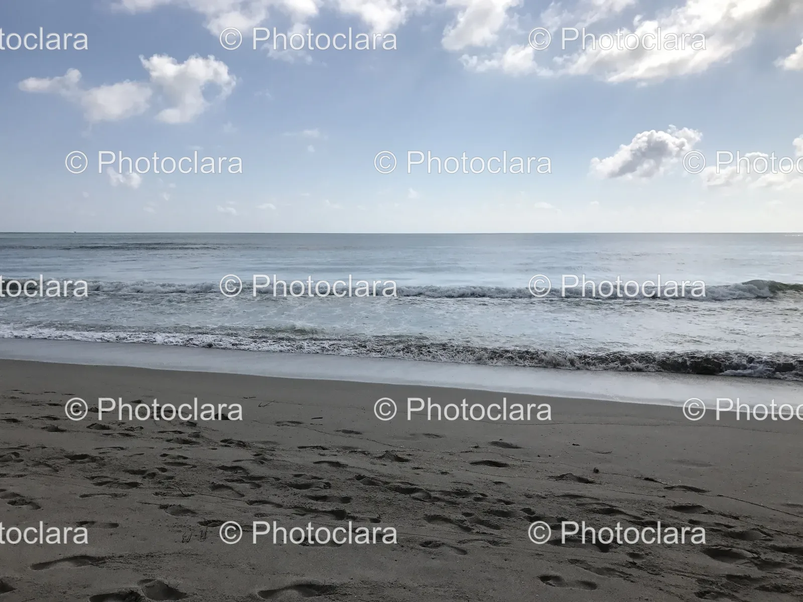 serene-sandy-beach-with-crashing-waves.jpg