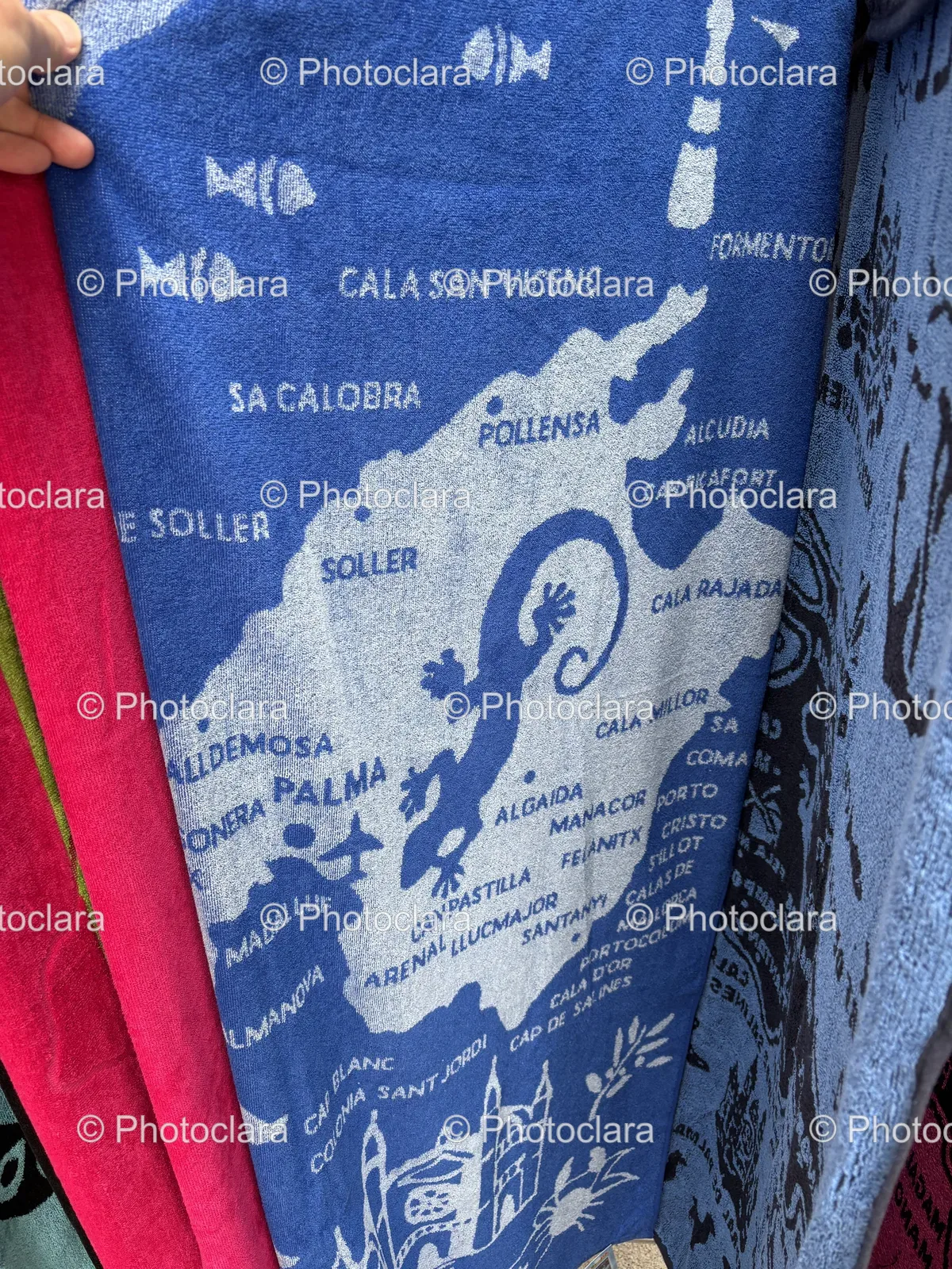 Towel-on-a-Wall-in-Cala-San-Vicenc.jpg