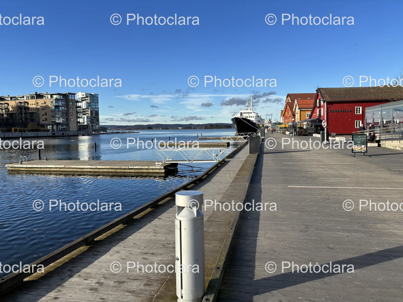 Serene-Dockside-With-Boat.jpg