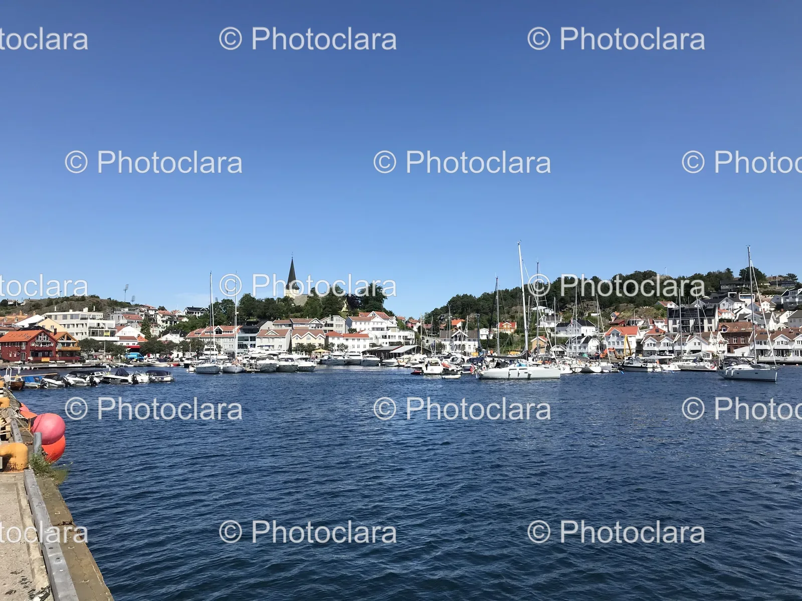 serene-lakeside-marina.jpg