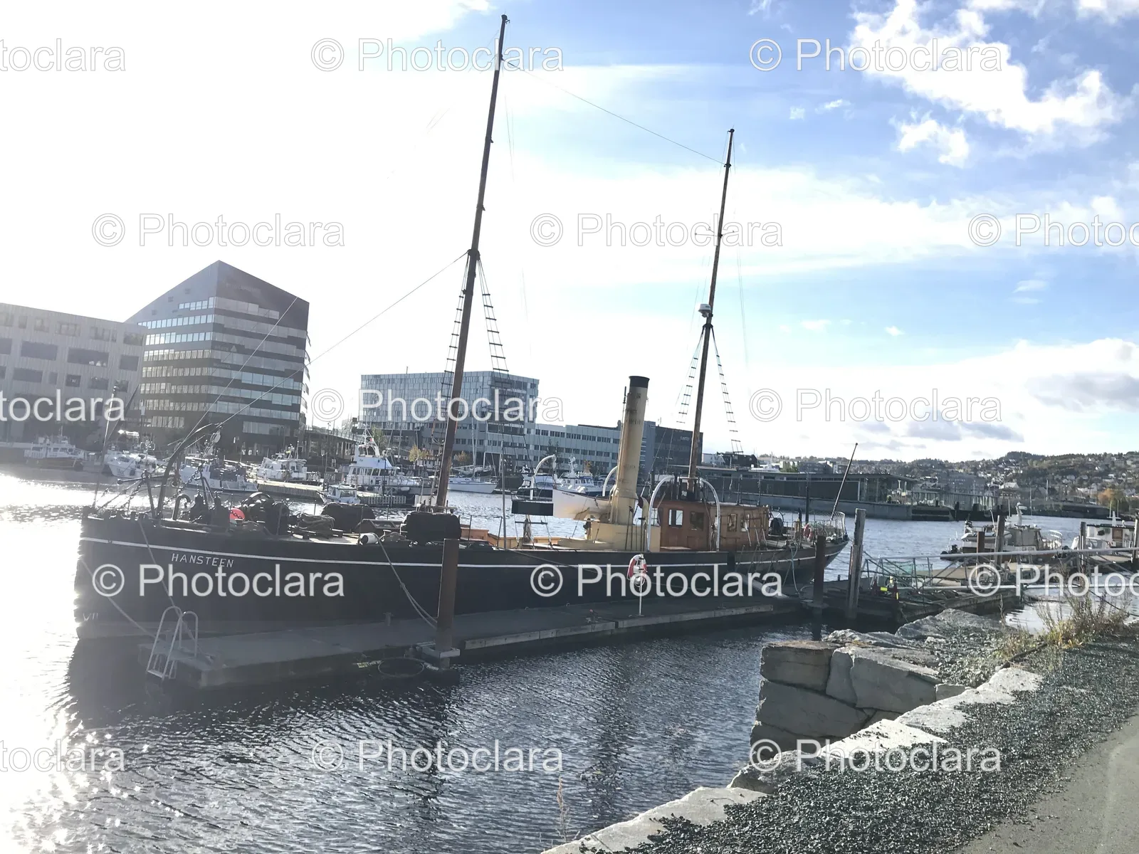 Boat-Docked-at-Scenic-Marina.jpg