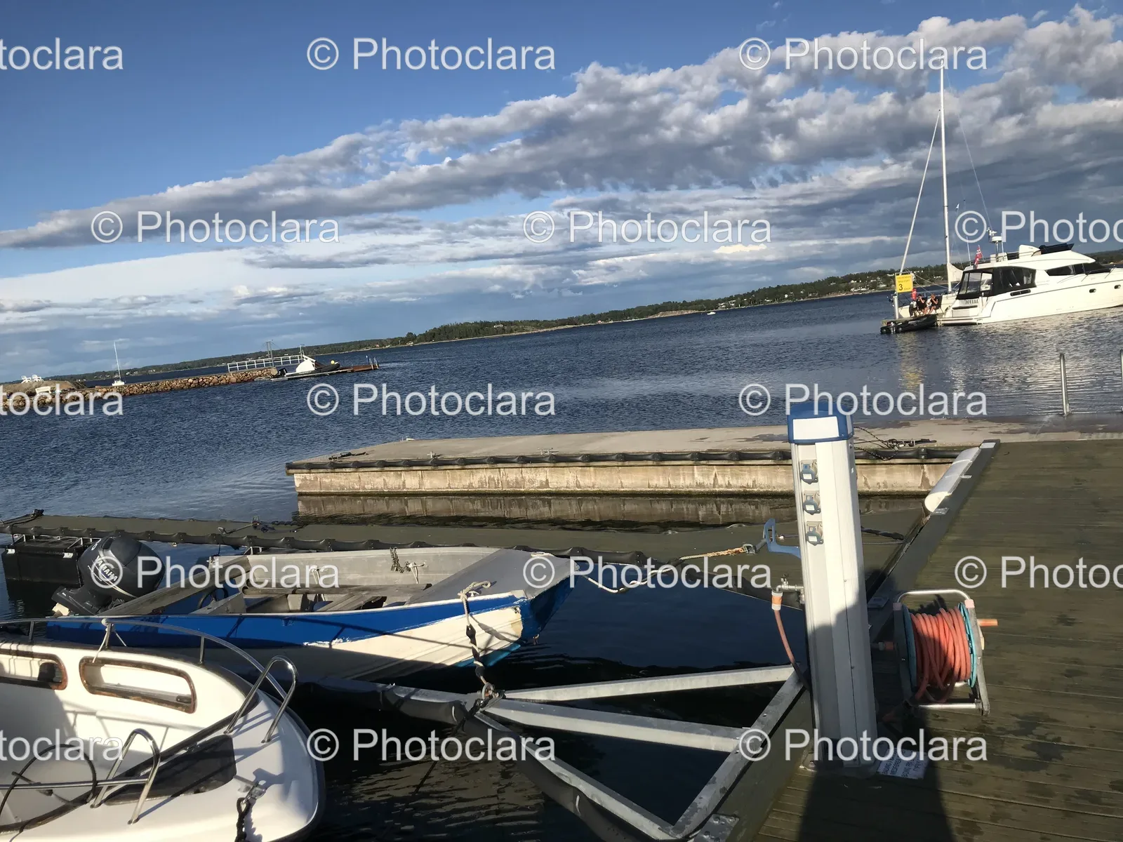 boats-docked-scenic-marina.jpg