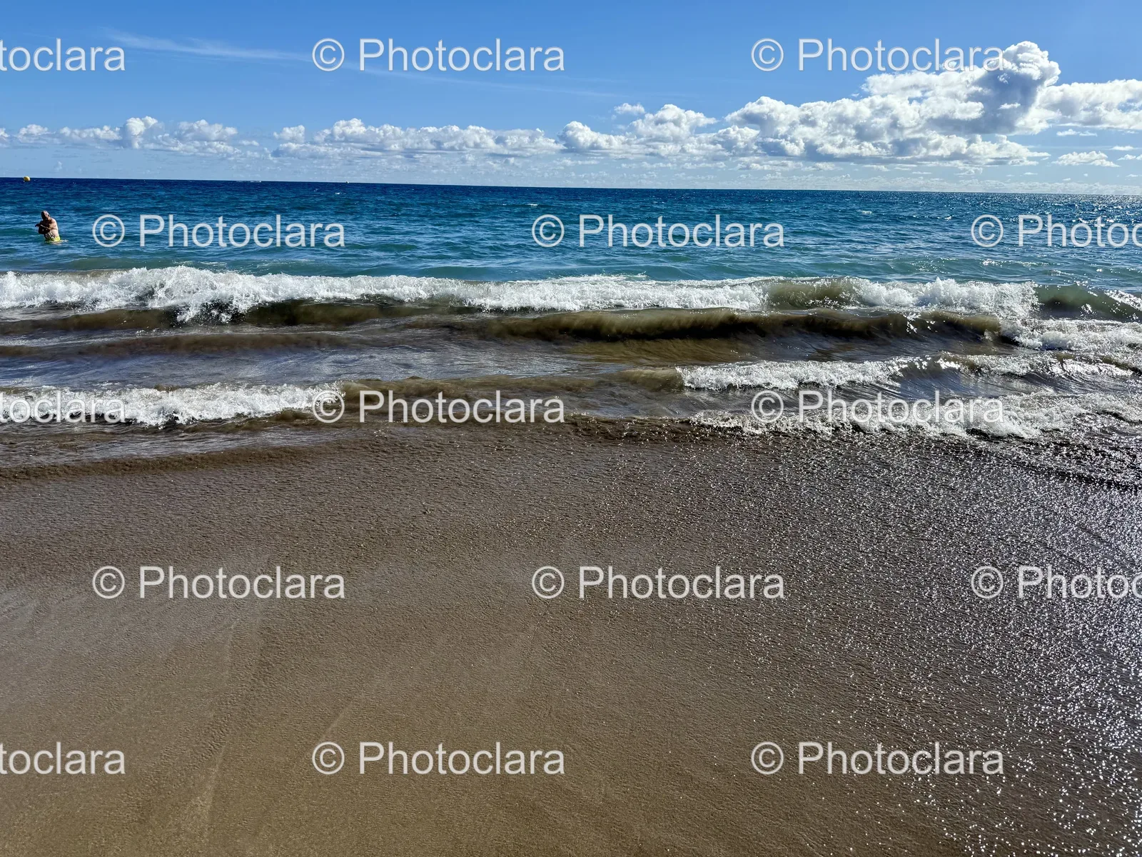 Waves-Crashing-on-a-Beach.jpg
