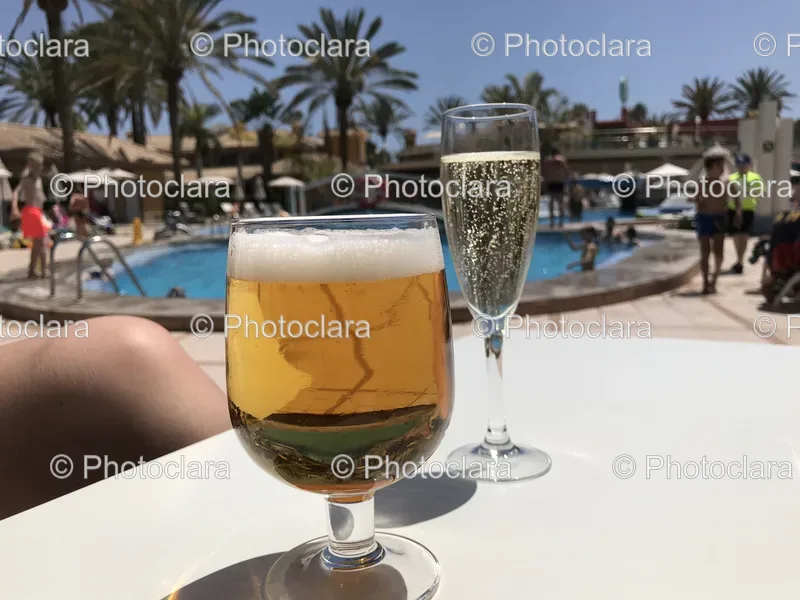 Outdoor Restaurants and Bars