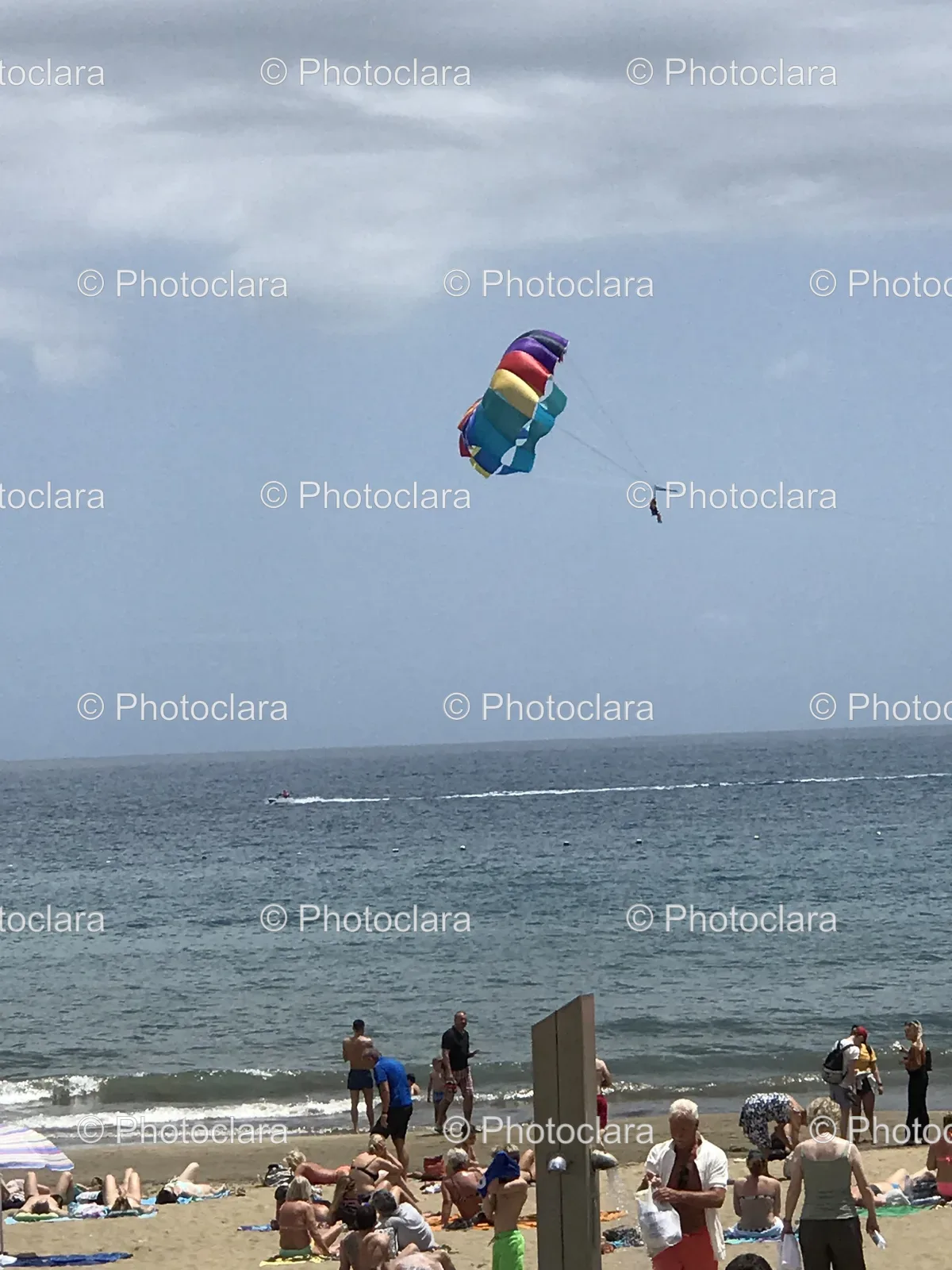 Parachuting-Over-Beach-Paradise.jpg