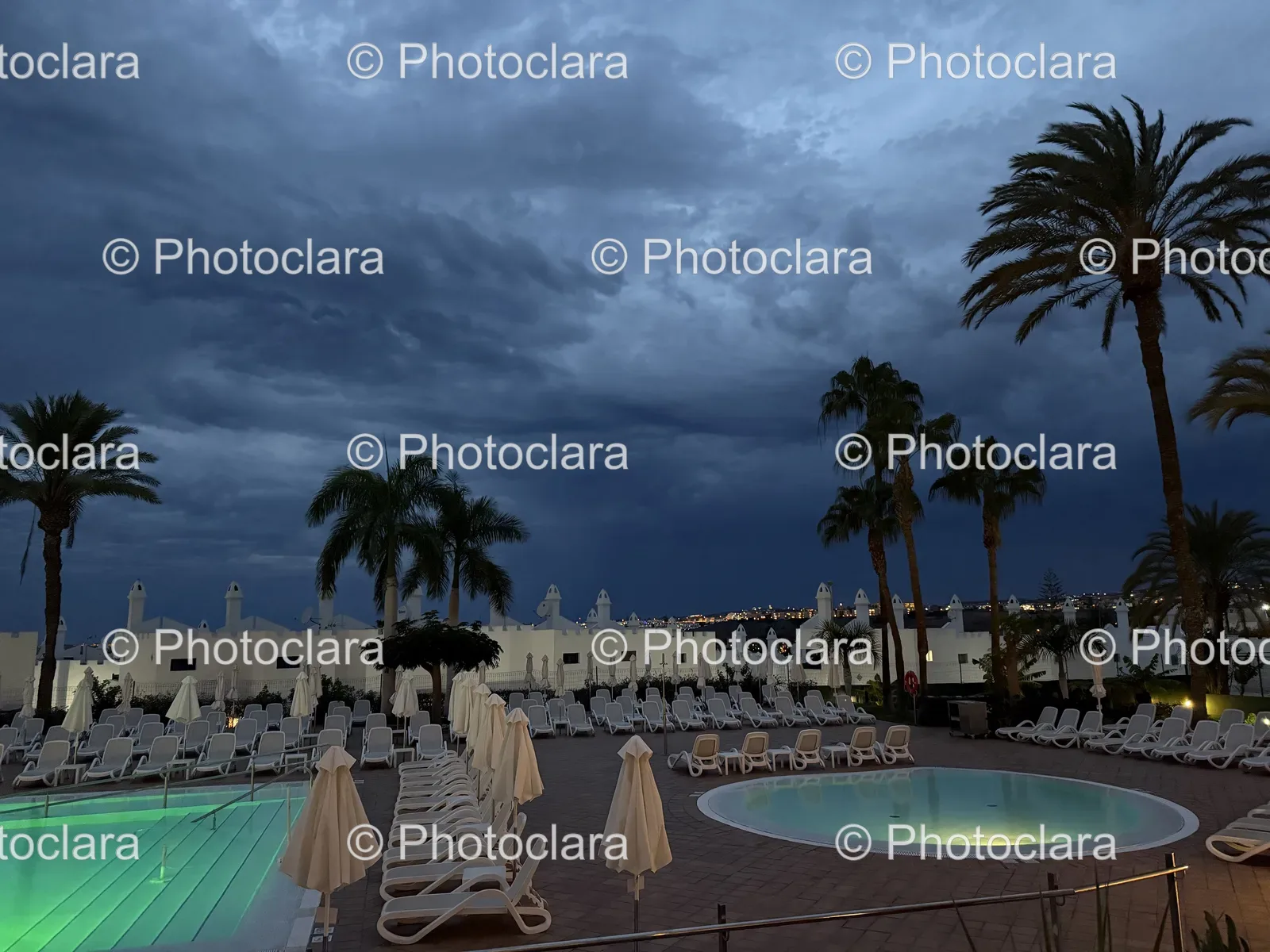 Paradise-Pool-Retreat.jpg