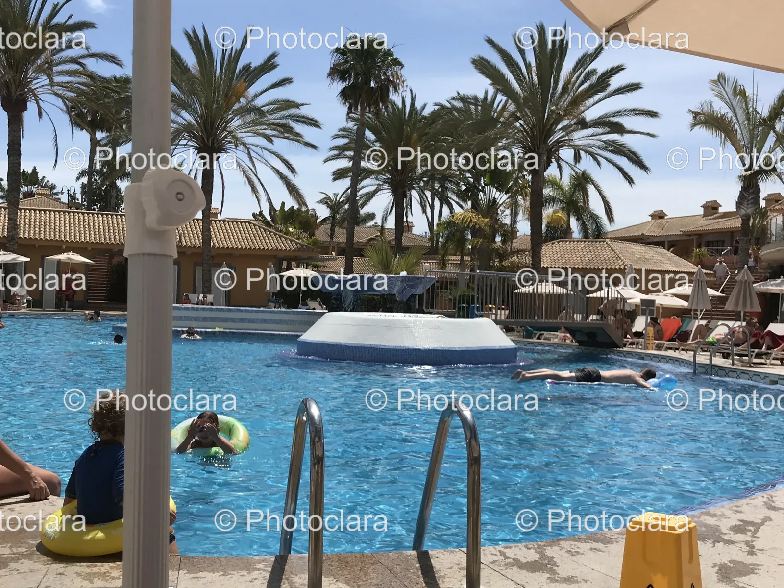 Relaxing-Day-Luxury-Resort-Pool.jpg