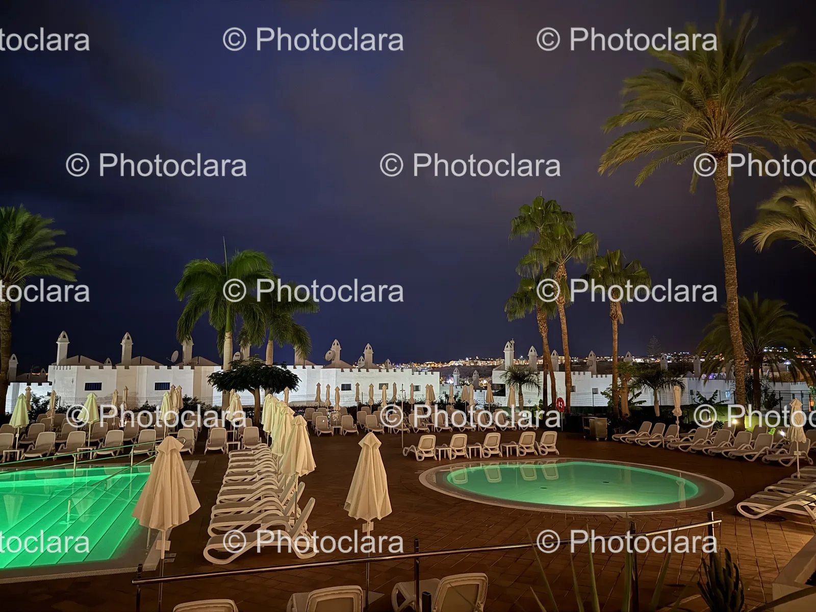 Serene-Hotel-Poolside.jpg