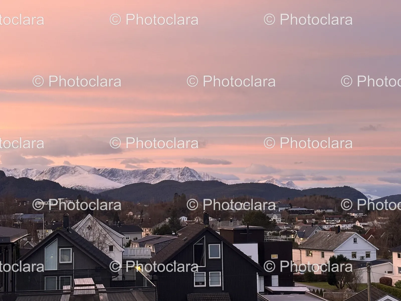 City-and-Mountain-Sunset.jpg