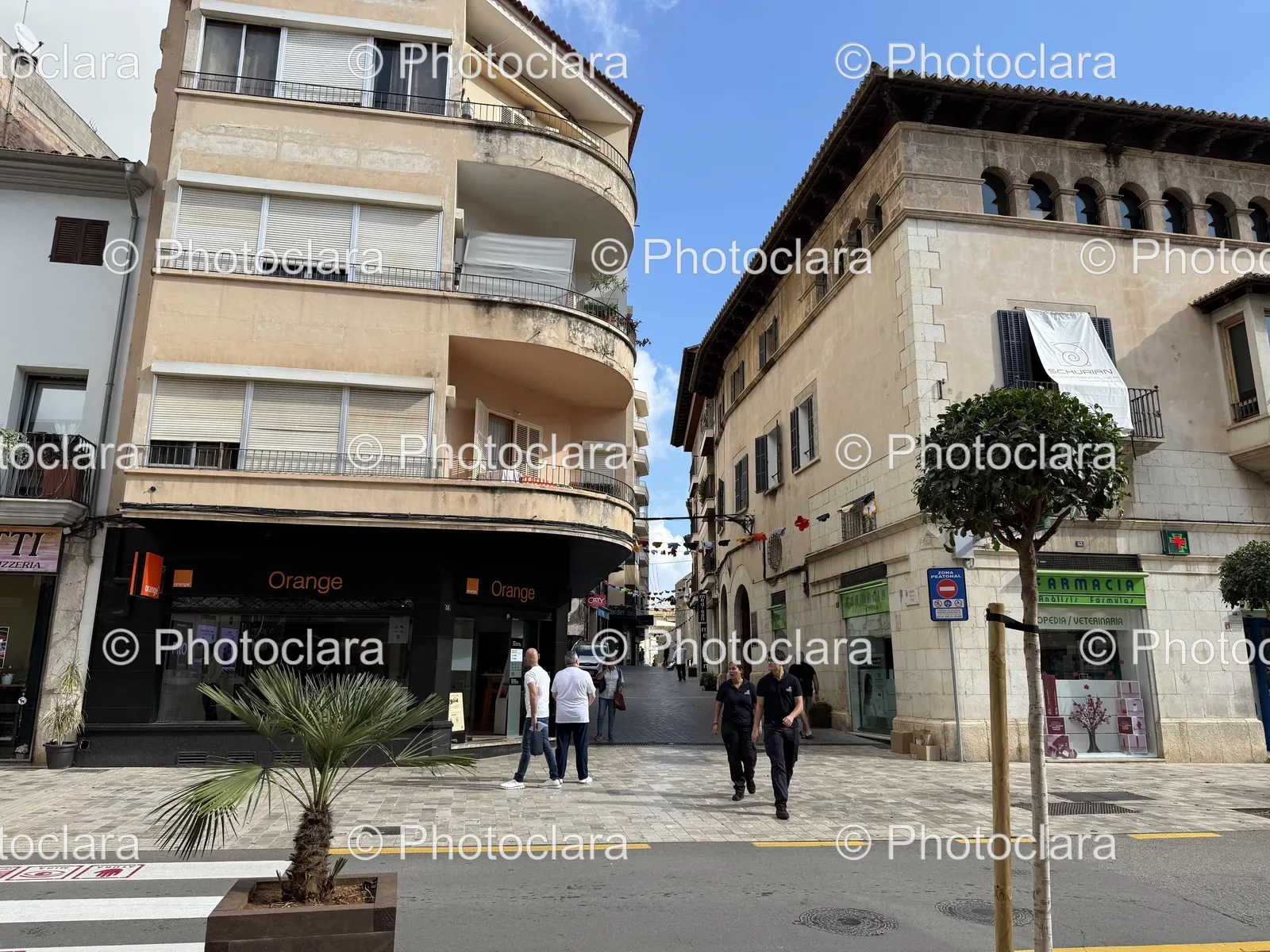 Vibrant-City-Street-Walk.jpg