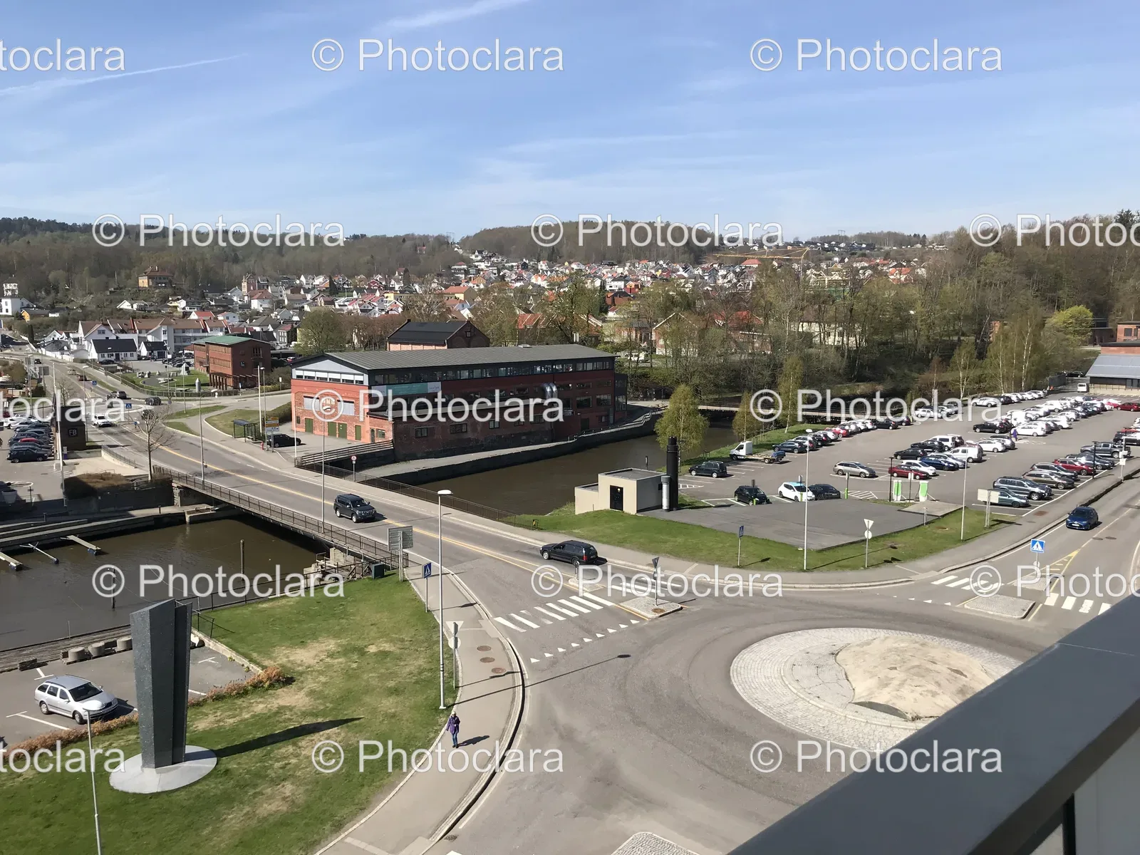 city-road-with-cars-and-bridge.jpg
