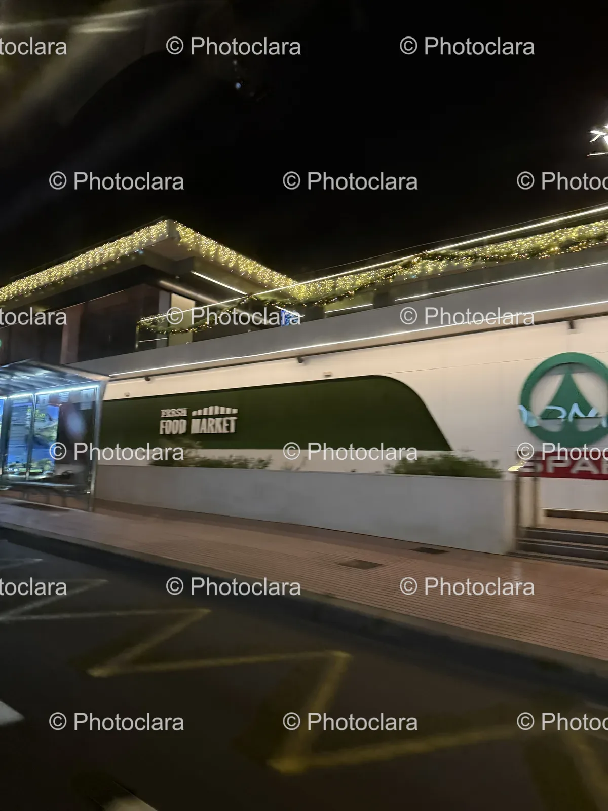 Illuminated-Food-Market-Night-Scene.jpg