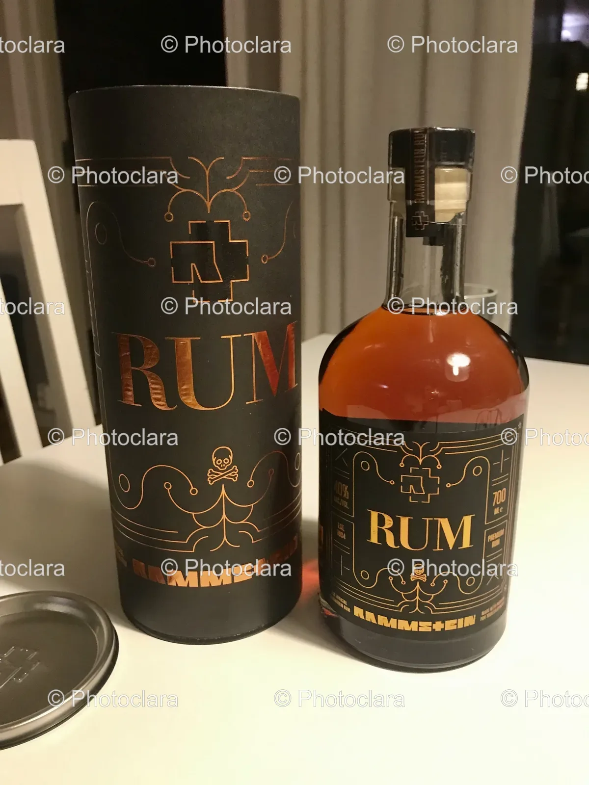 Bottle-of-Rum-with-Jack-Daniels-Box.jpg
