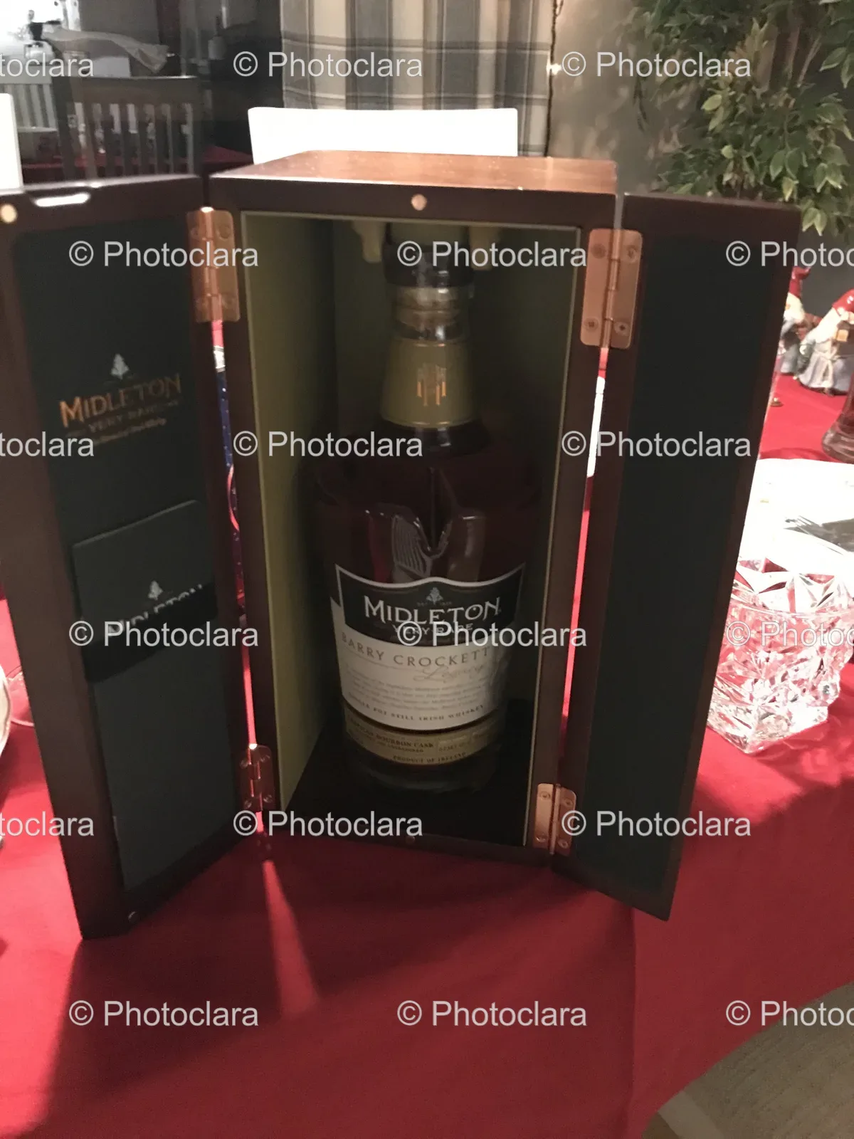 Midleton-Very-Rare-Barry-Crockett-Whiskey-Box.jpg