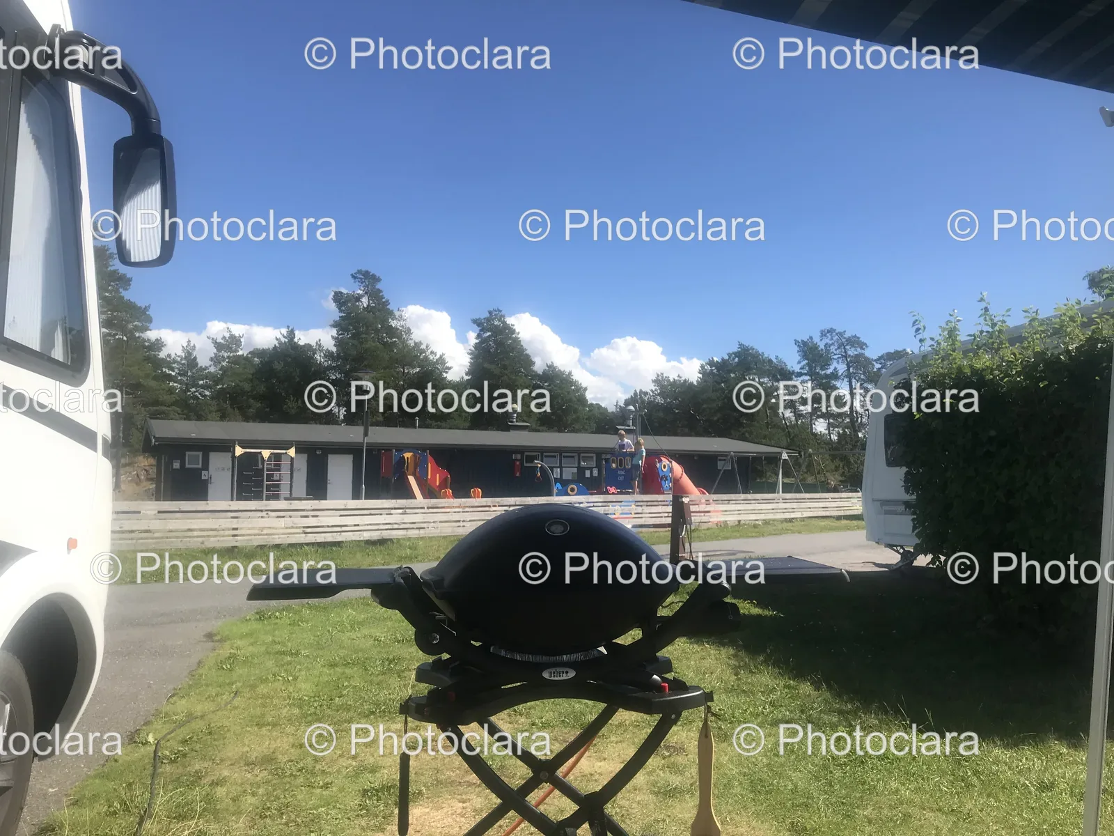 Weber-Grill-on-Stand.jpg