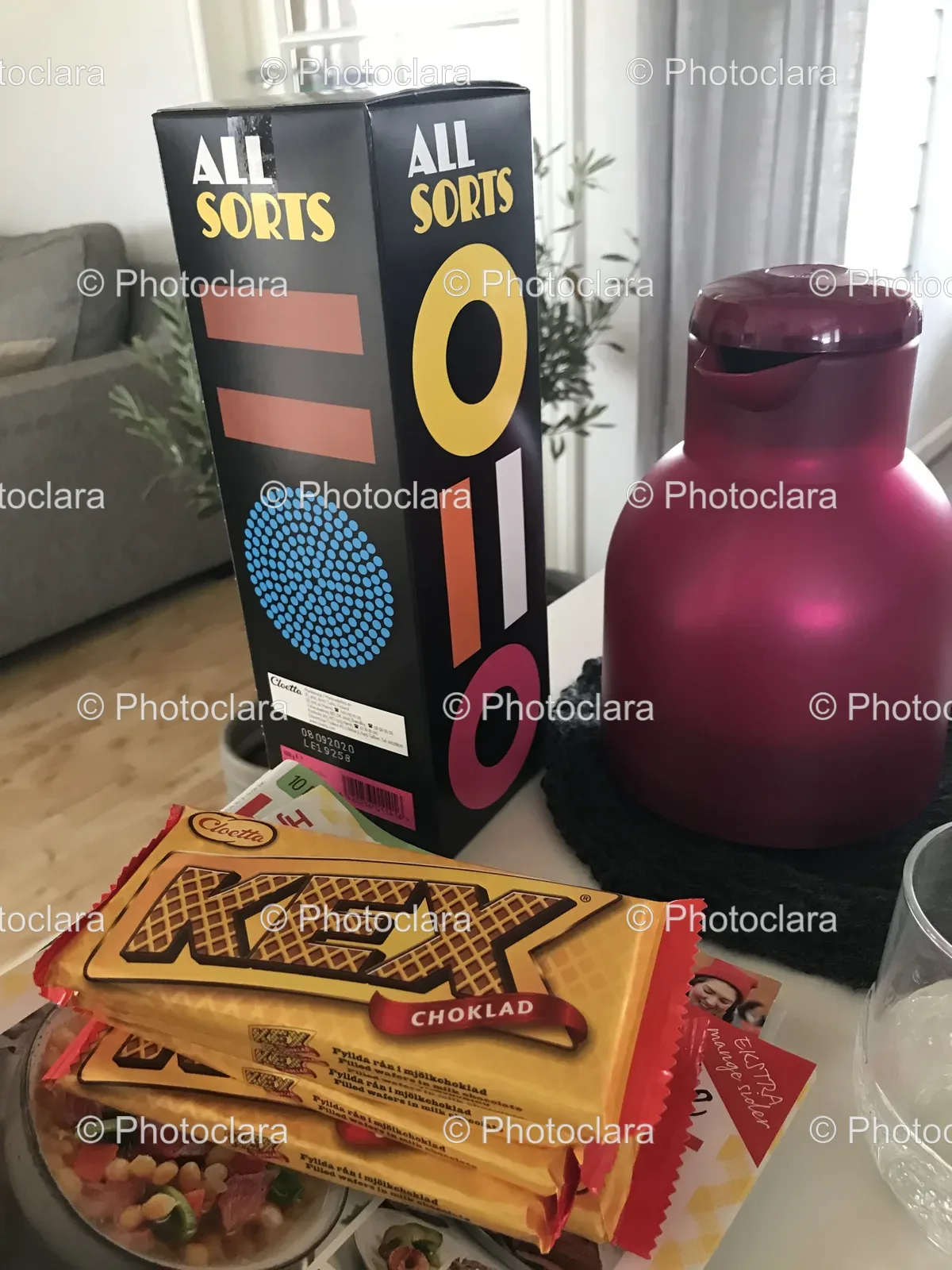 box-and-chocolate-bars-on-table.jpg