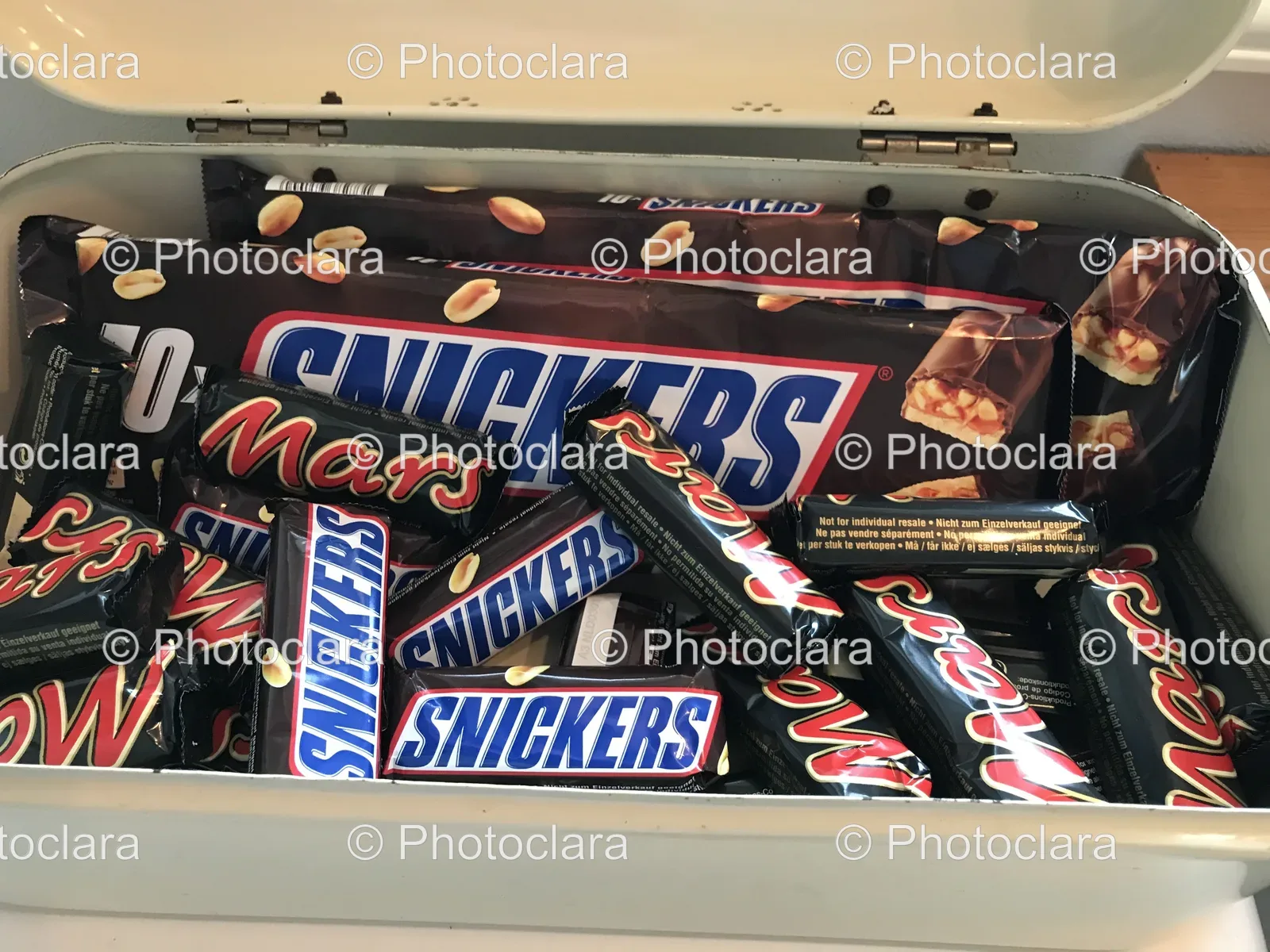 Box-of-Mars-Chocolate-Bars.jpg