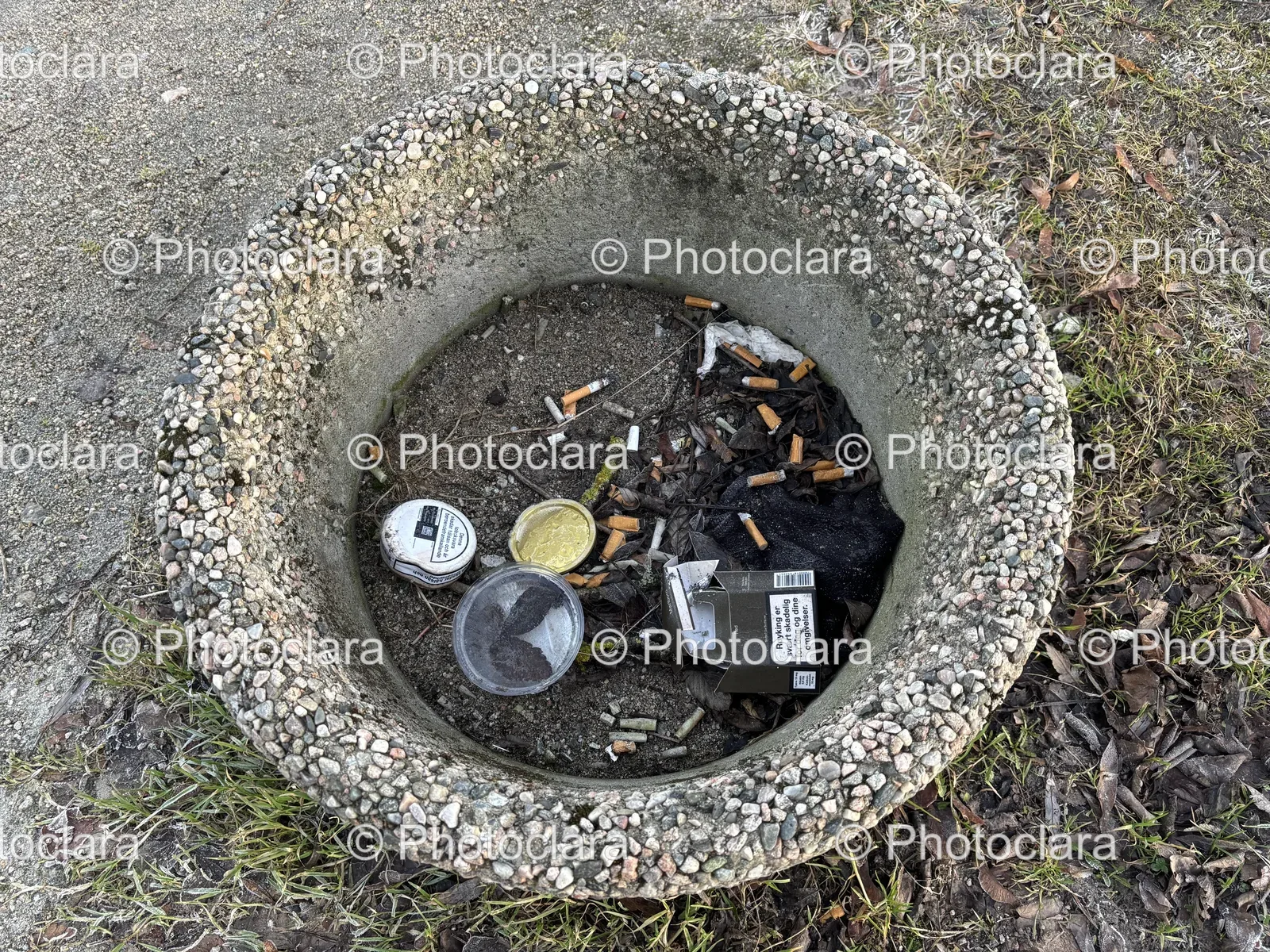 Concrete-Bowl-with-Cigarette-Butts.jpg