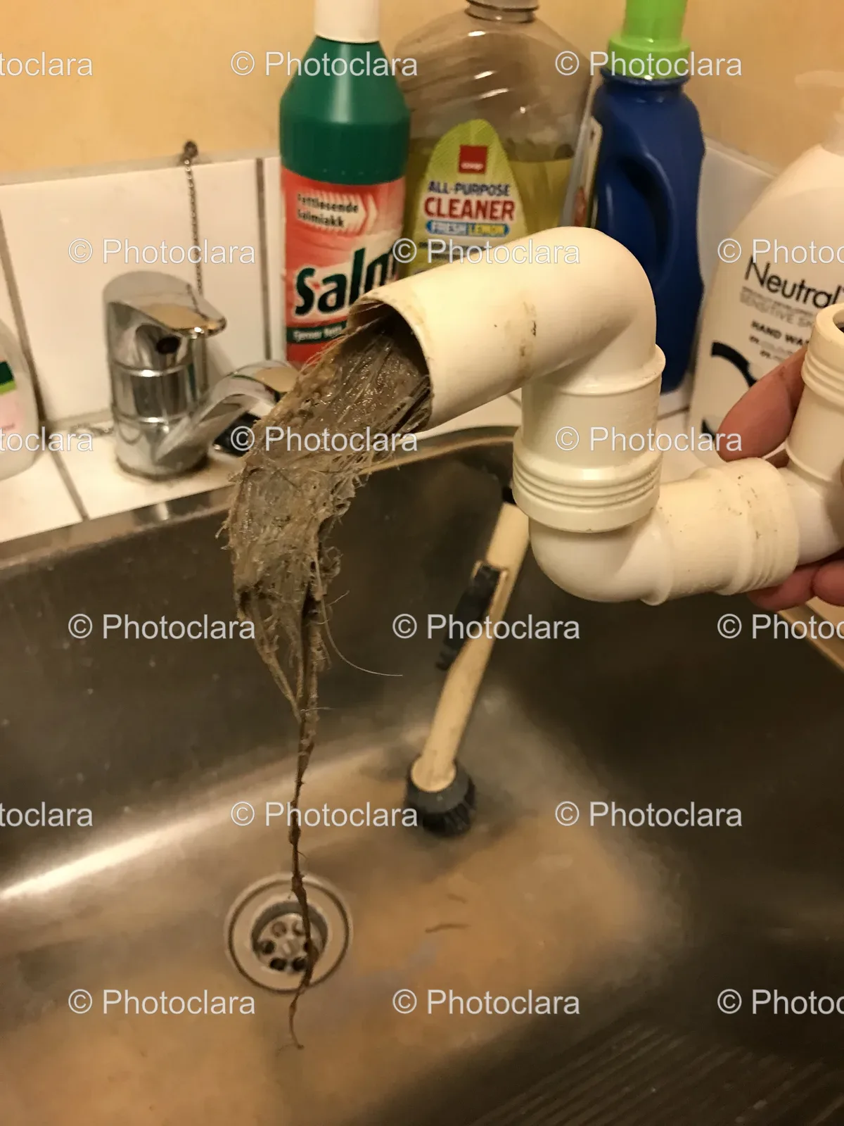 Cleaner-Bottle-Near-Sink.jpg