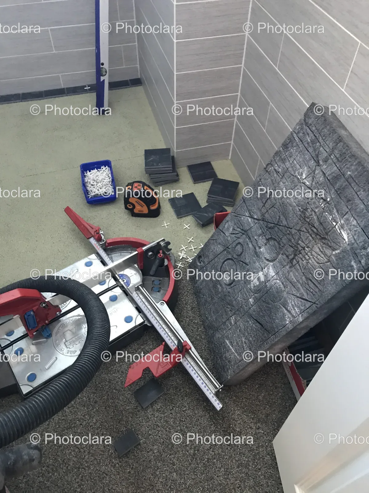 stone-and-vacuum-cleaner.jpg