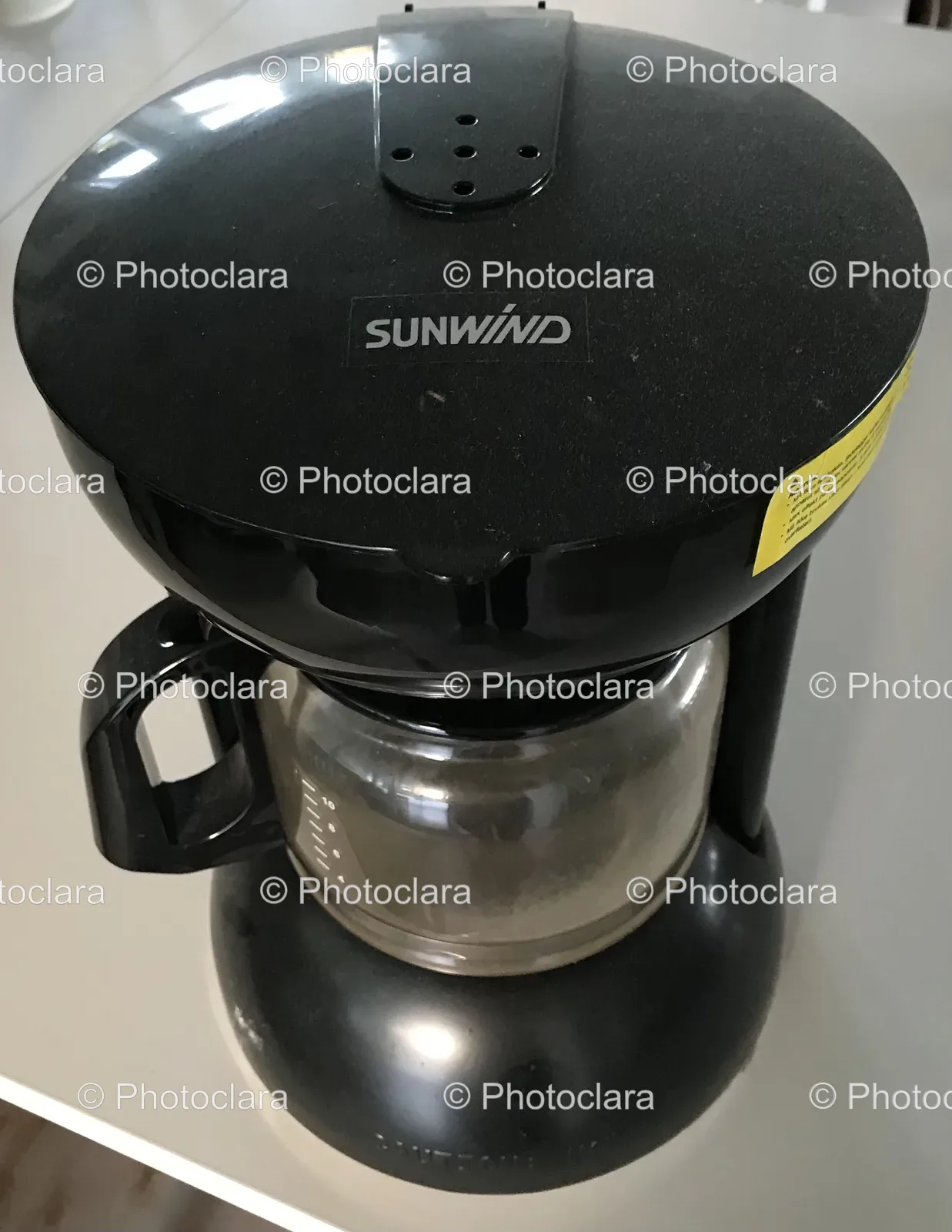 Coffee-Pot-with-Lid-by-SUNWIND.jpg