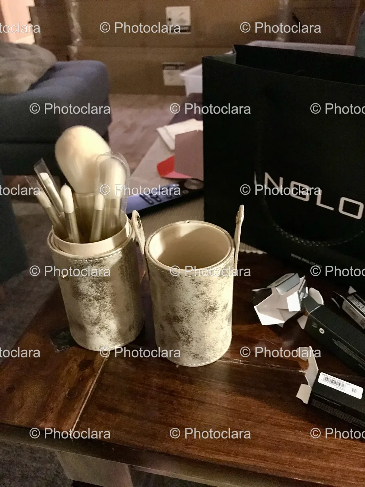 Makeup-Brushes-in-a-Container.jpg