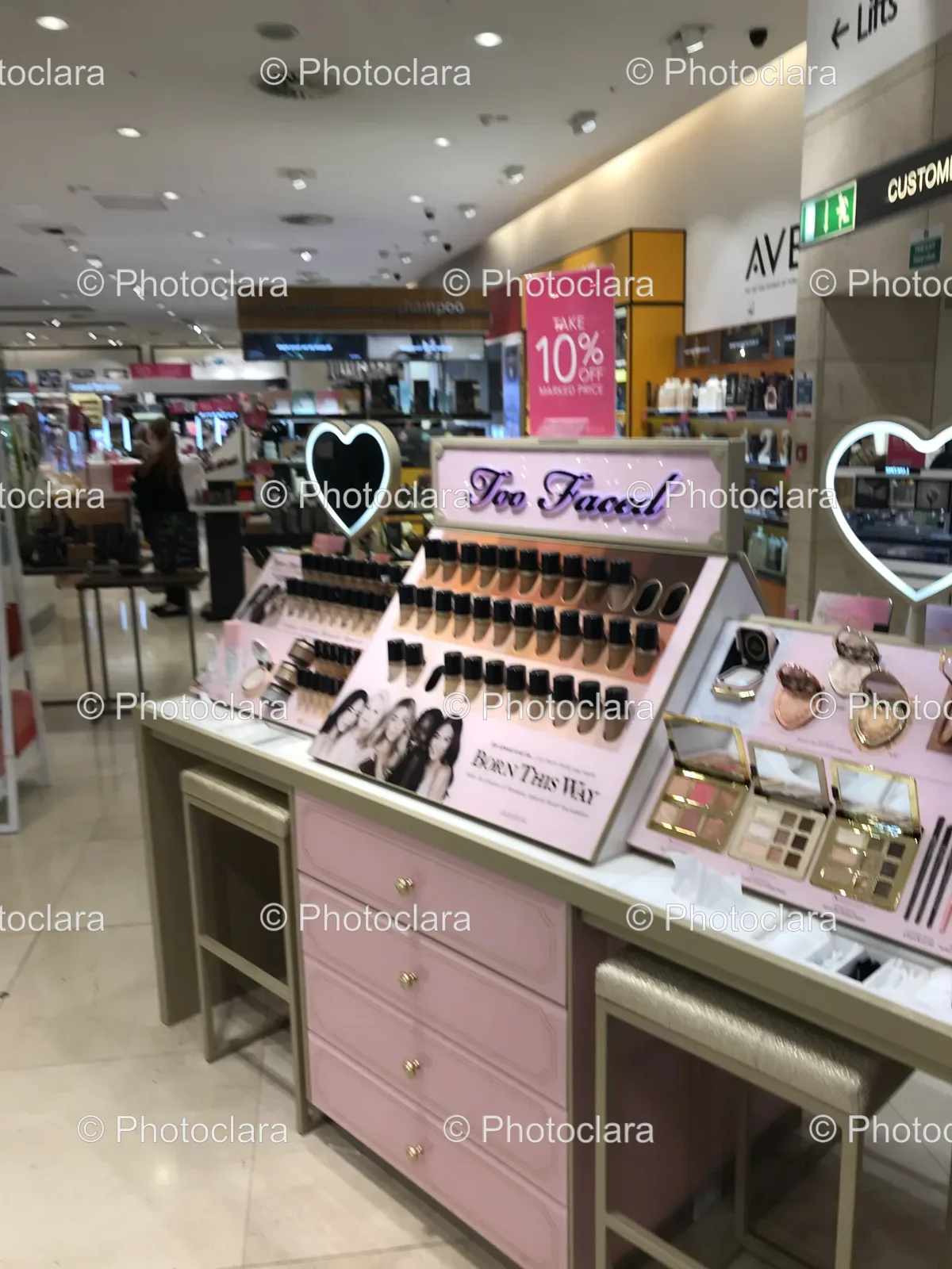 Makeup-Products-Display-in-Store.jpg