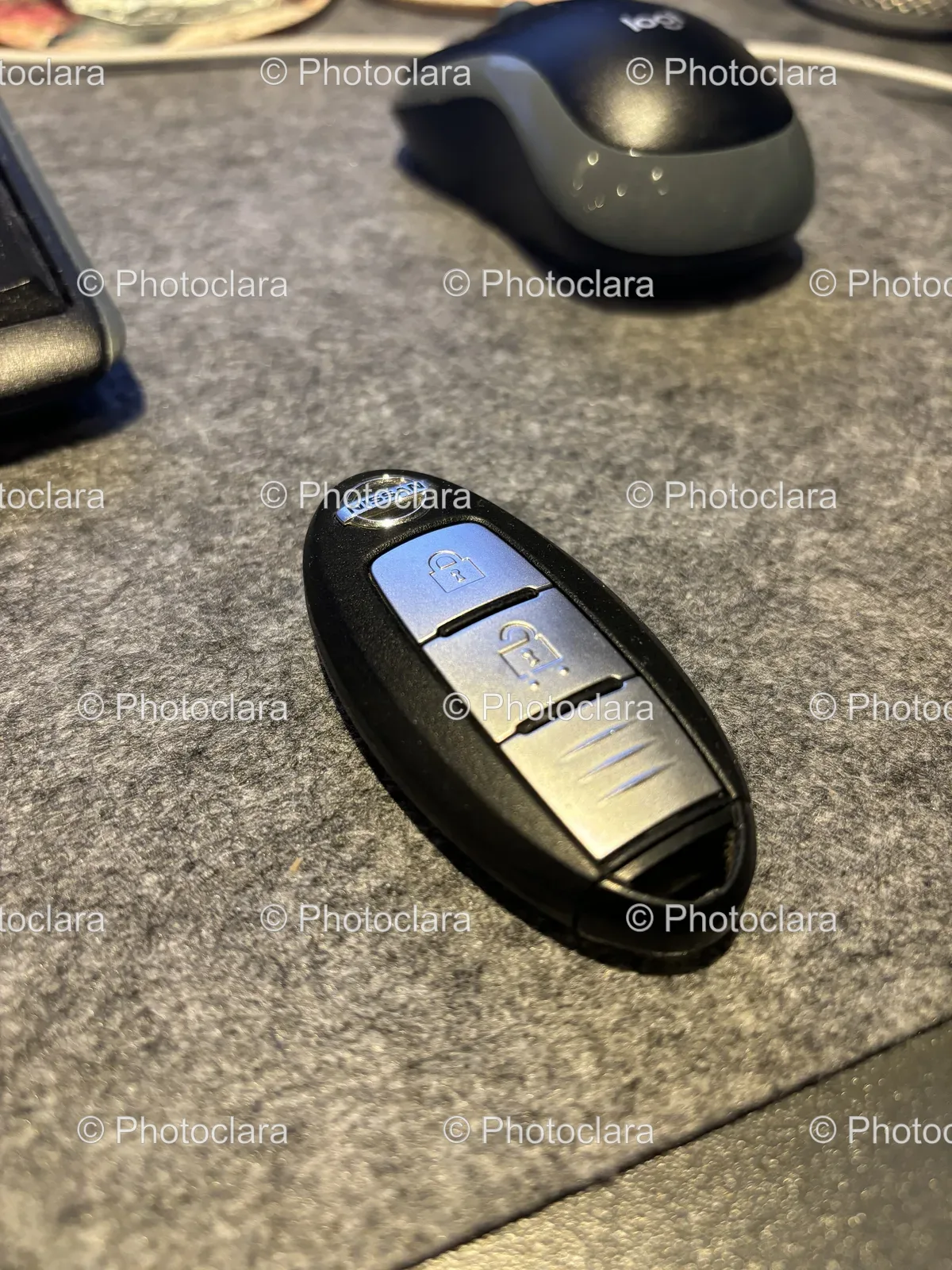 Close-Up-Nissan-Remote-Control.jpg