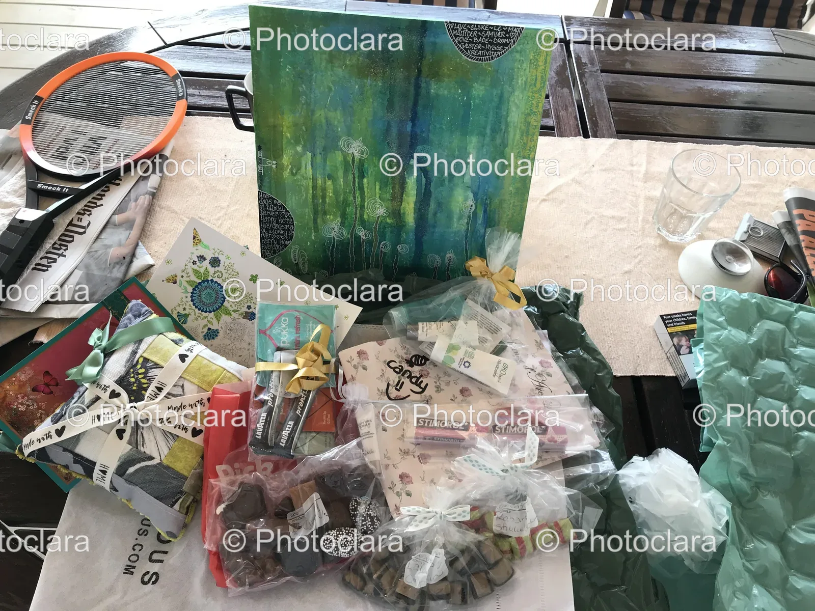 artistic-table-with-food-bags.jpg