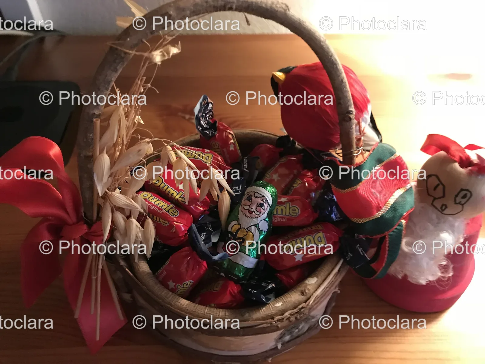 Basket-of-Assorted-Candies.jpg