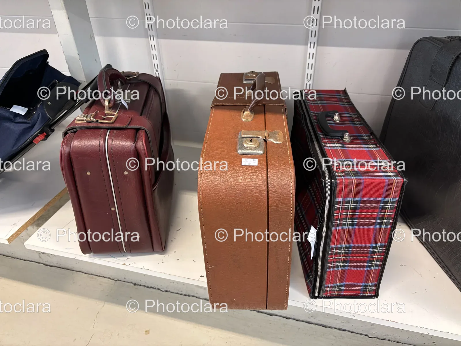 Vintage-Suitcases-on-Shelf.jpg