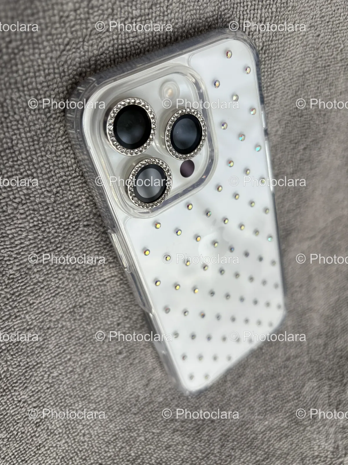 Stylish-Phone-Case-With-Circular-Pattern.jpg