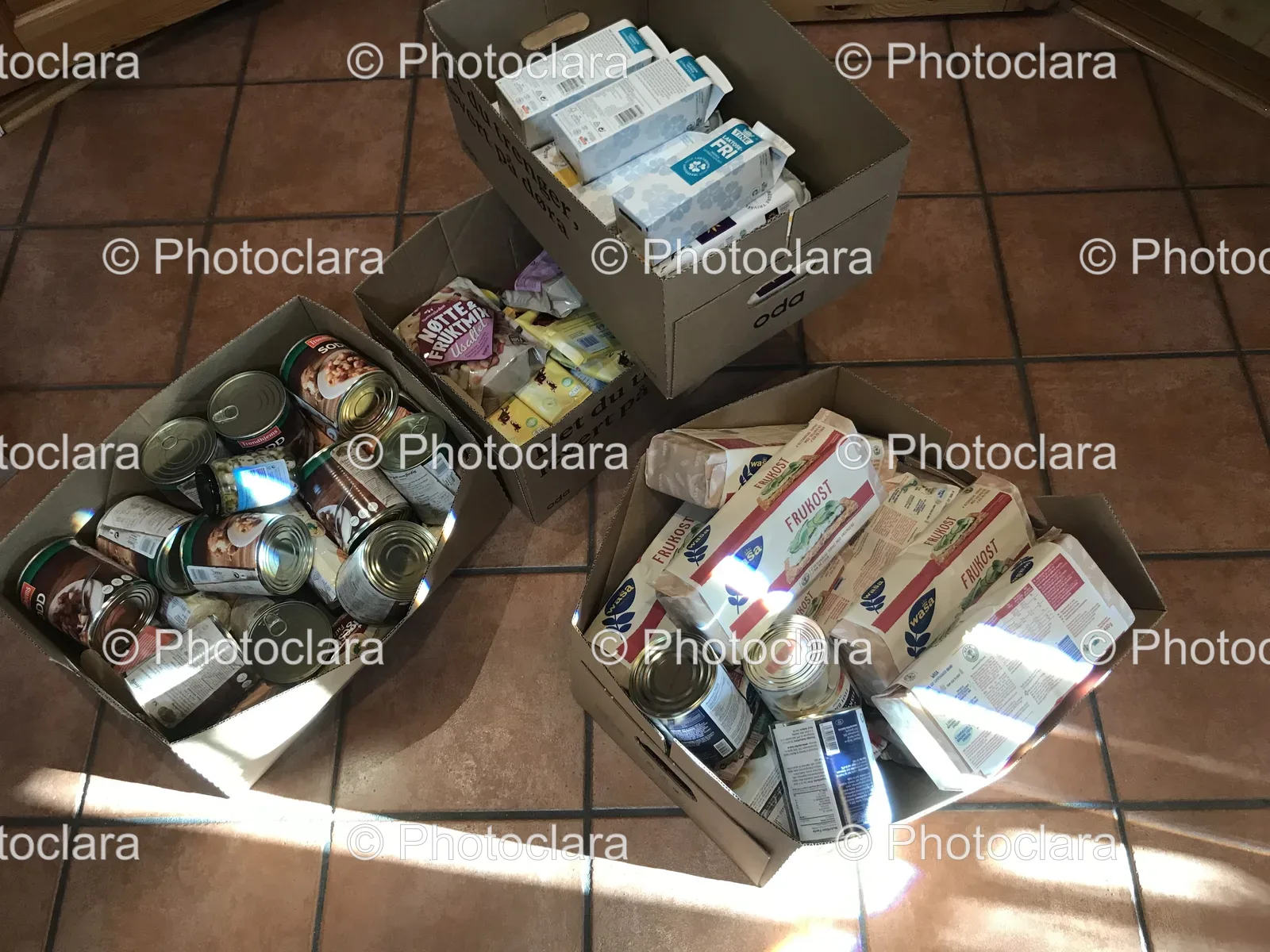 boxes-of-food-on-the-floor.jpg