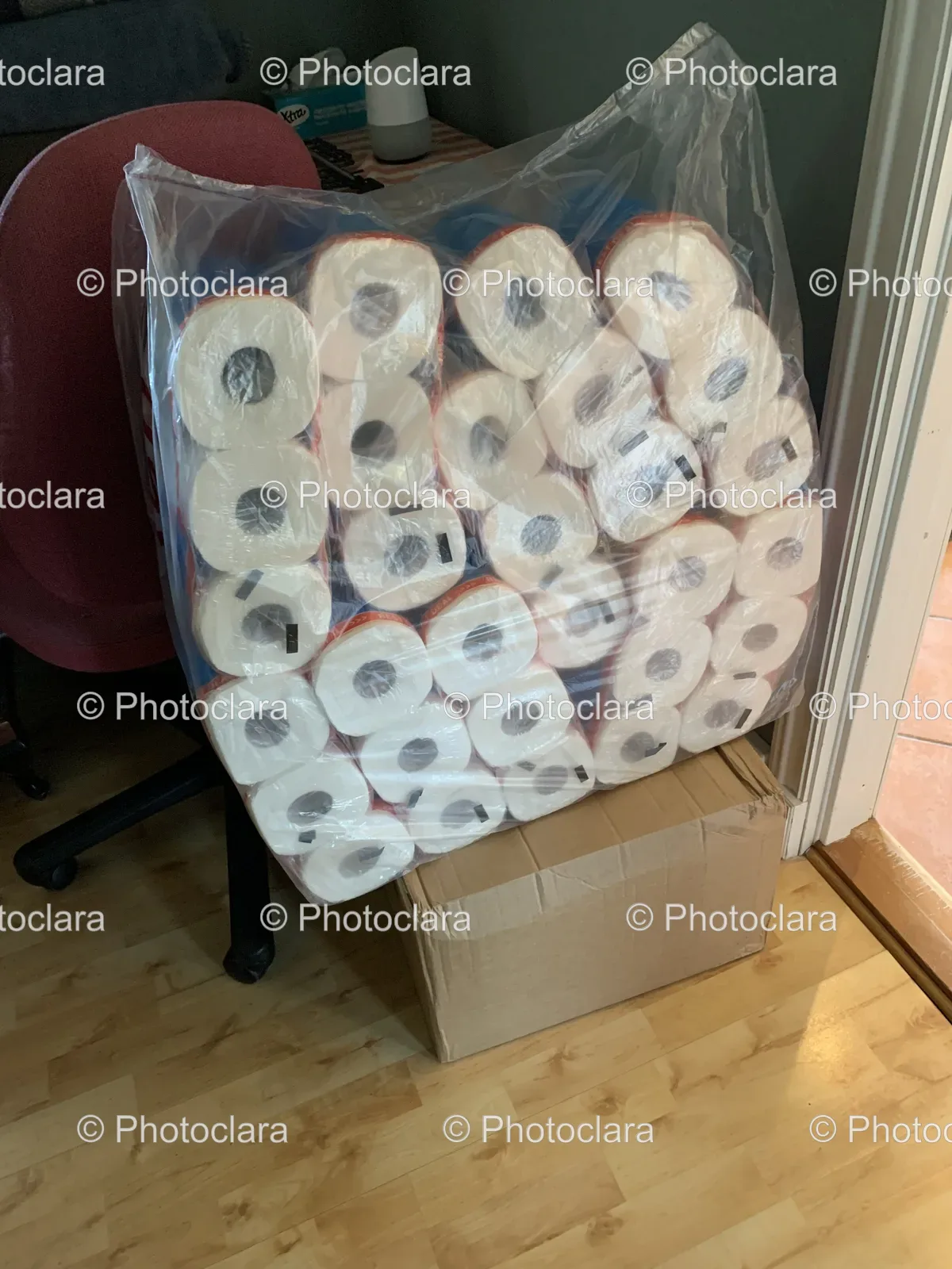 Plastic-Bag-Of-Toilet-Paper.jpg
