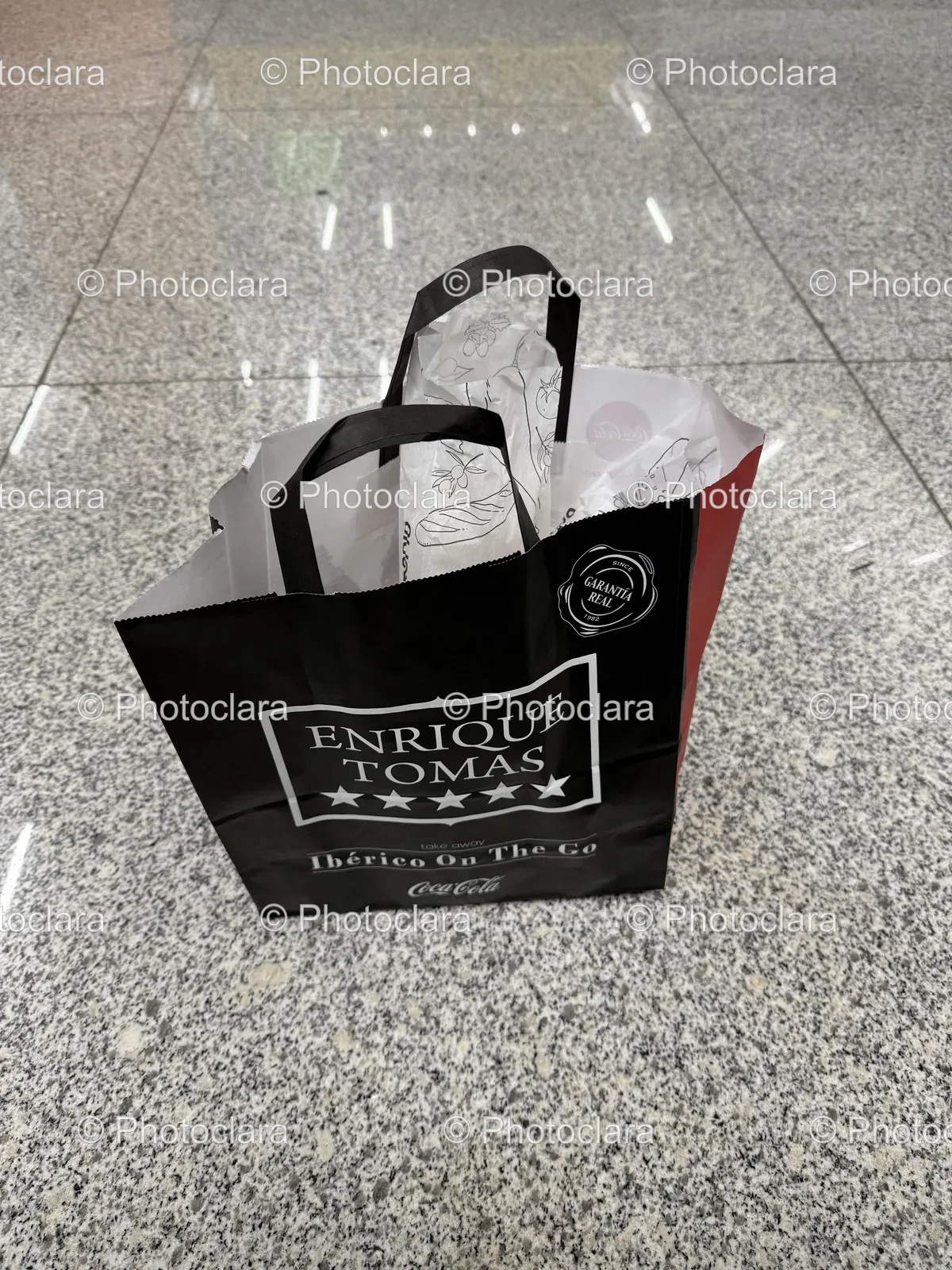 Monochrome-Shopping-Bag-on-Marble.jpg