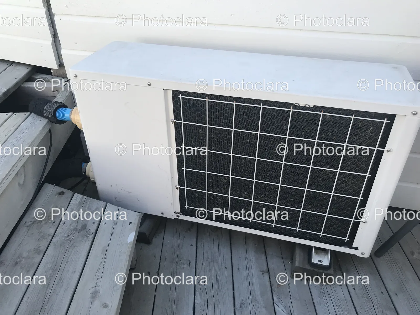 high-efficiency-solar-panel-ground.jpg