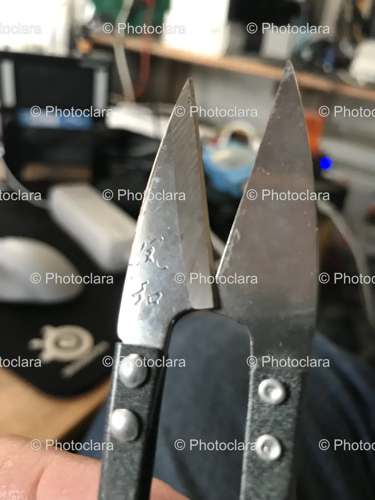 black-handle-scissors.jpg