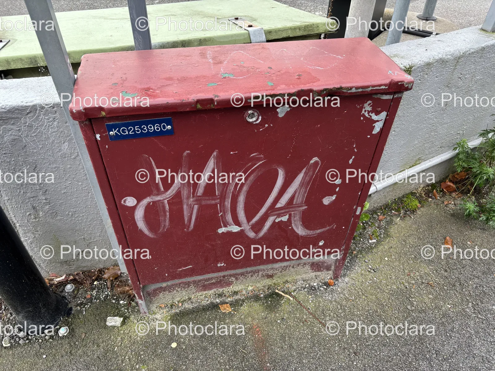 red-box-with-white-writing.jpg