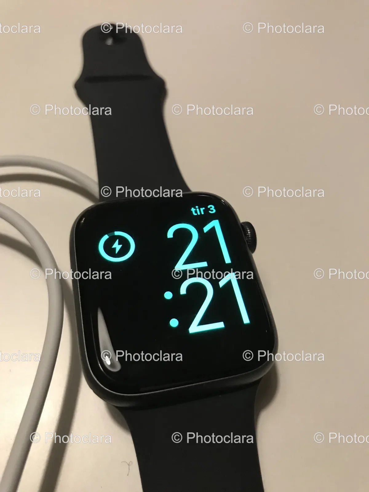 Modern-Digital-Smart-Watch.jpg