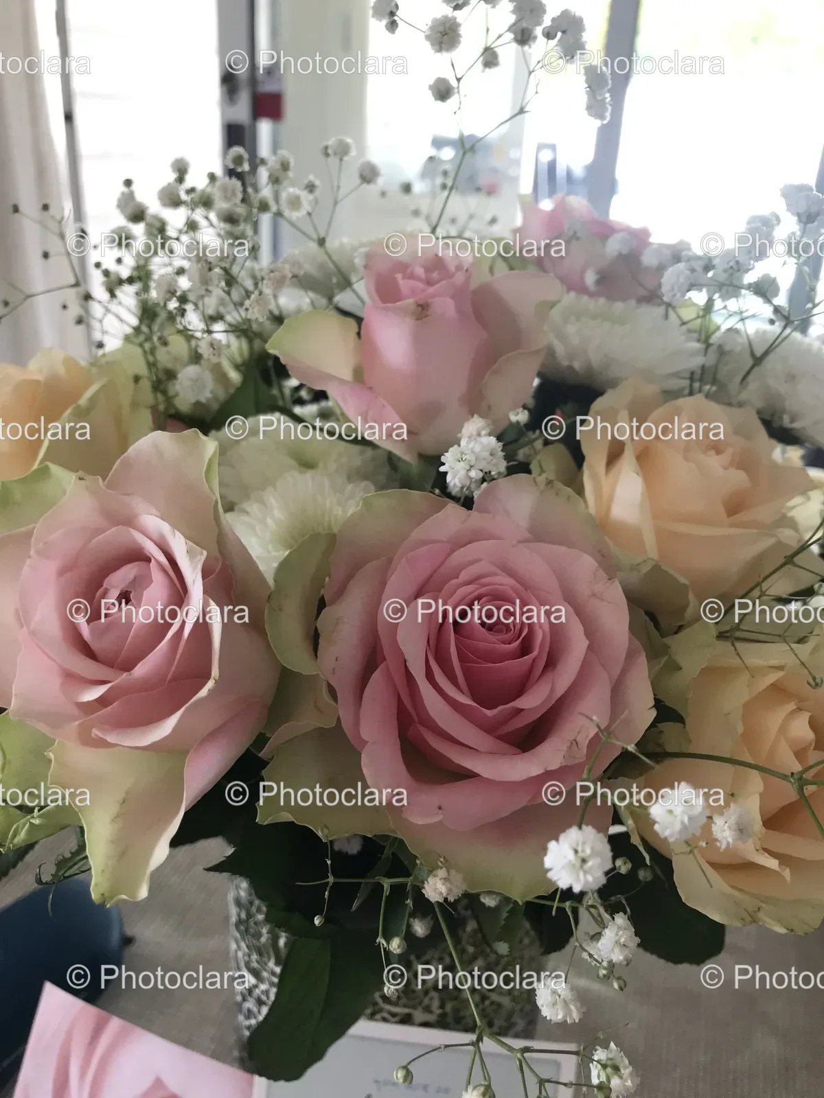 Elegant-Rose-Bouquet-in-Vase.jpg