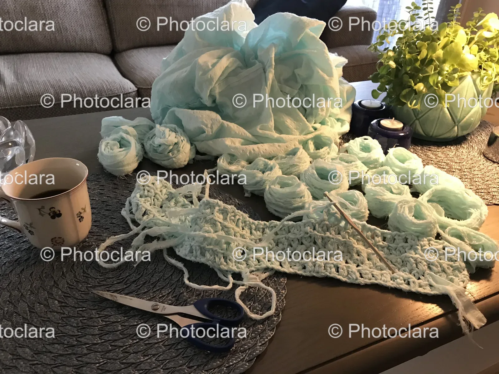 crochet-scarf-scissors-table.jpg