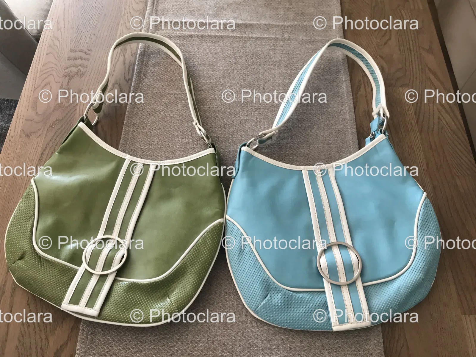 Elegant-Purses-on-Rug.jpg